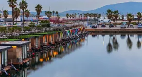 Boat Haus - Casas Flotantes frente a Gibraltar - Image 5