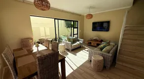 Villa on Private Estate with Pool - Image 3