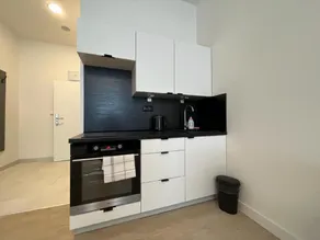 Post 120 Suites - Image 3