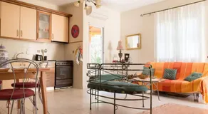 Holiday home in Nea Plagia, Chalkidiki - Image 2