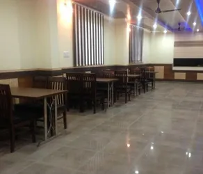 Hotel Shyam Regency - Image 3