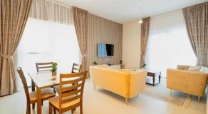 Luxurious 3 bedrooms Apartment Maryam Island by Stay Bnb - Image 3