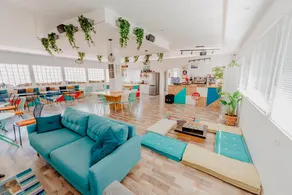 ART Hostel - Image 2