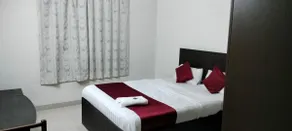 Amanora 2bhk service apartment - Image 2