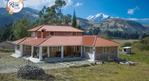 Santa Rosa de Lima Hostal Zuleta - Image 2