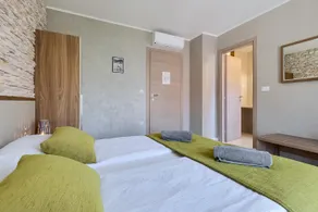 Standard Double Room - Image 3