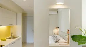 Yellow house - Image 3