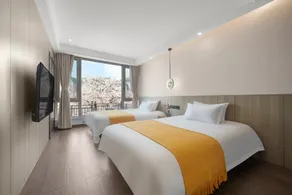 Floral Hotel· Mountain Forest Hotel (Guling Street Cableway Shangzhan Branch) - Image 4