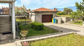 Three-Bedroom Apartment in Kostrena Rijeka - Image 5