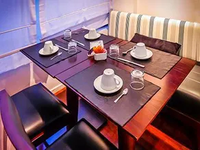 Elegance Hotel - Image 3