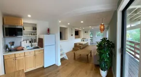 Apartment with Private Deck & Mountain Views - Image 3