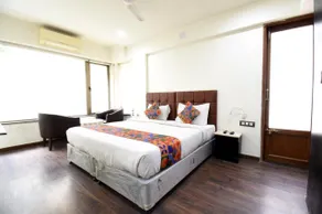 SR Rooms - Image 2