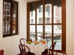 Easy Hostel Venice - Image 3