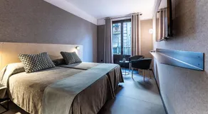Hotel Raval House - Image 2