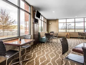 Hotel Pelham Hoover I-65 - Image 5