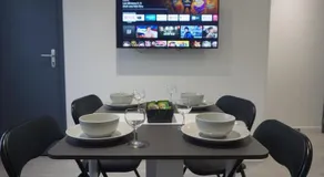 Cosy T2 Wifi Parking Proche gare CENTRE VILLE - Image 3