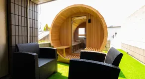 BRUCE Luxury House - Image 3
