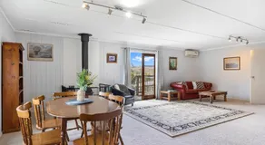 Country Cottage Sunshine Coast - Image 3