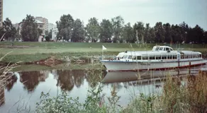 Hotel Lux - Image 5