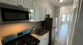 Beautiful Home Near Downtwon - Free Parking! - Image 3