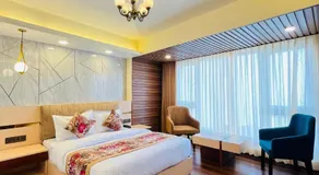 Goroomgo Broadway Boutique Mall Road Darjeeling - Image 2