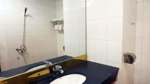 Jinyi Hotel - Image 4