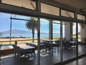 Bermagui Beach Hotel - Image 3