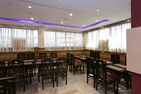 Hotel Diamond Plaza Bowbazar - Image 3