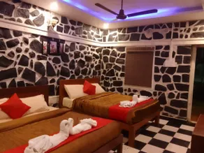 Coastal Grand JMA Resorts, sirumalai - Image 4