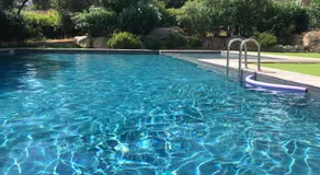 Superbe appartement sur le port, jacuzzi, piscine - Image 5
