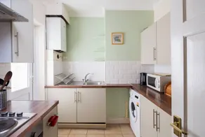 Welcoming Flat by Kasar Stays - Image 3