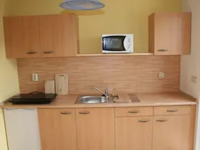 Fascinating Apartment with Patio, Terrace, Garden, Barbecue - Image 2