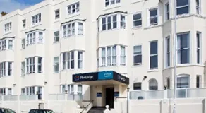 Travelodge Worthing Seafront - Image 3