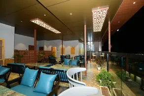 Crystal Inn - Image 4