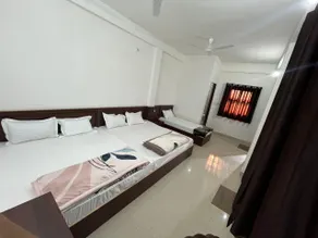 Hotel Dayalu Palace - Image 2