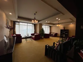 Redstar Culture Hotel - Image 5