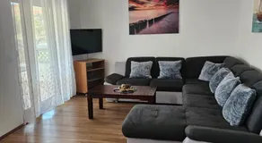 Apartments Rudez - pool - jacuzzi - Image 2