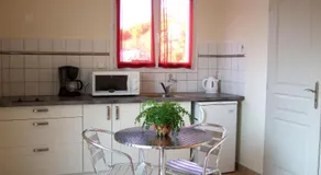 Au Bon Penequet - Image 4