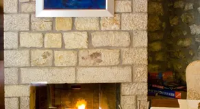 Enastron Guesthouse - Image 5