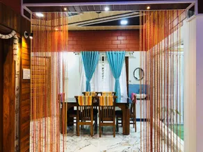 Red Wine Homestay - Image 3