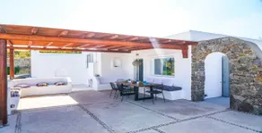 Luxury White Oasis Villa w Private Pool in Mikonos - Image 4