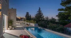 Stunning Home In Splitska - Image 4