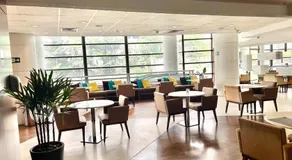 Lindo Studio com Jacuzzi e sacada a 50m Av Paulista - Image 4