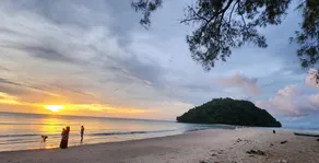 Kelambu Beach Villa - Image 5
