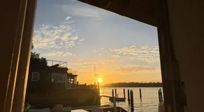 Sydney Harbourfront Boathouse and Studio Escape - Image 5