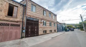 Nukri Guest House - Image 5
