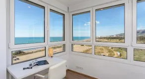 Sunstay Guadalmar Loft Seaview - Image 5