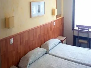 Hostal Regina - Image 4