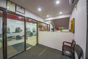 Weiling Yipin Hotel - Image 2