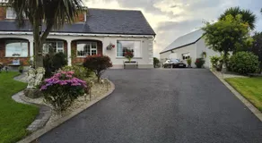 Dernvale House - Double Room - sleeps 2 - Image 2
